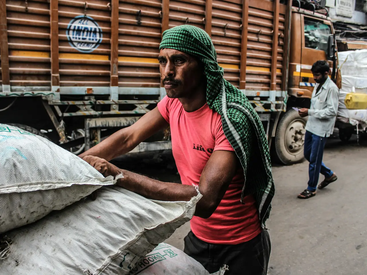 Bavaria's labour market continues to face challenges