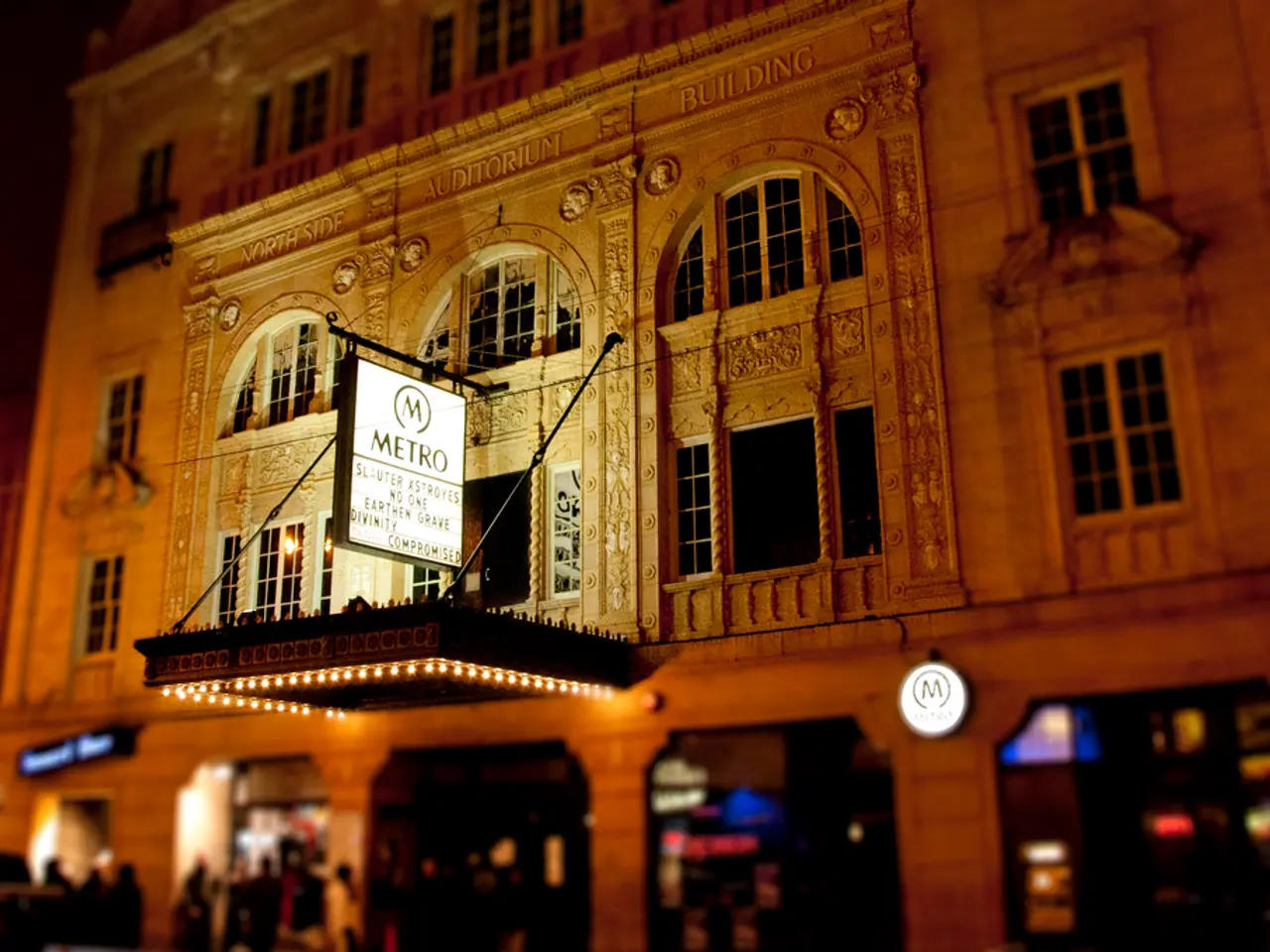 Ford to relocate main headquarters, initiating demolition of the renowned 'Glass House' structure