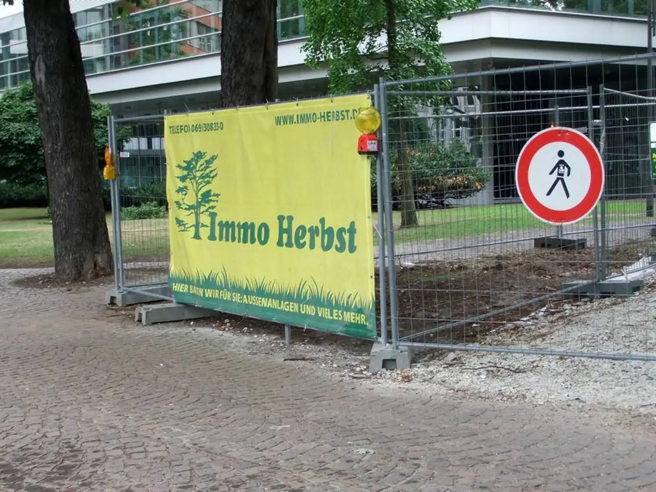 East Abingdon Drive closure scheduled for Monday as part of Mount Vernon Trail widening project