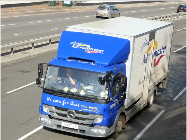 Collapsing steel guideboard leads to accident in Bochum, marking its first occurrence after 70...