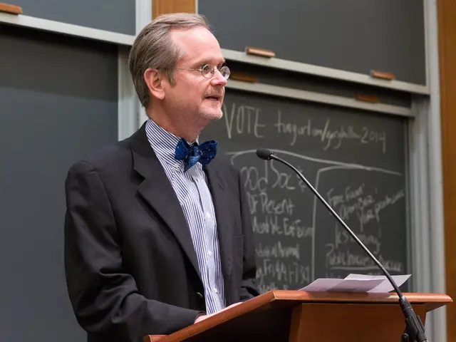 Nikoloff Transitions to Kekst CNC Agency