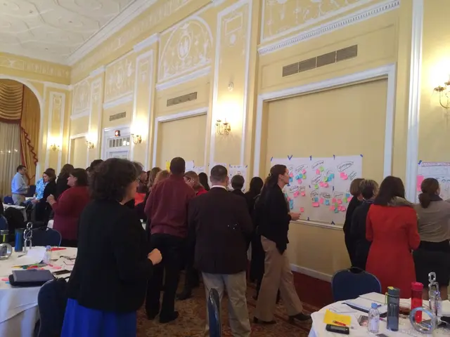 Art Gallery Faces Accusations of Unpaid Salaries for Six Months Due to Financial Hardships