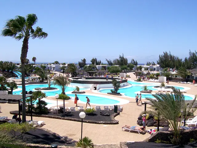 High-end Condos at Marina View Residences: Unmatched Waterfront Escape of opulent Living