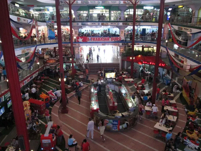 Gaining Entry to the National Archives, based in Washington, D.C.