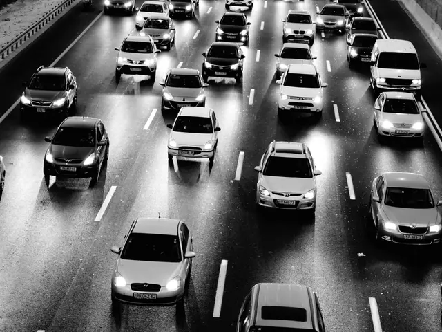 Farewell's Sluggish Unveiling of the Taxi Yellow