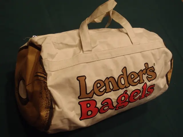 Comparing Interest Rates and Securing Favorable €10,000 Loans: A Guide to Obtaining Optimal Deals