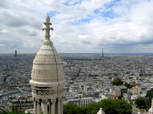 Job vacancy in Omsk offering a salary of 120,000 rubles: What duties does it entail?