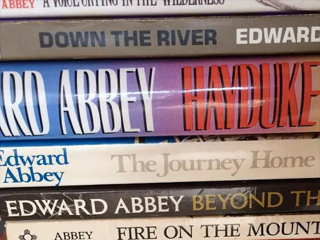 E-book sales in the U.S. experienced a decrease of 1.2% in September 2023