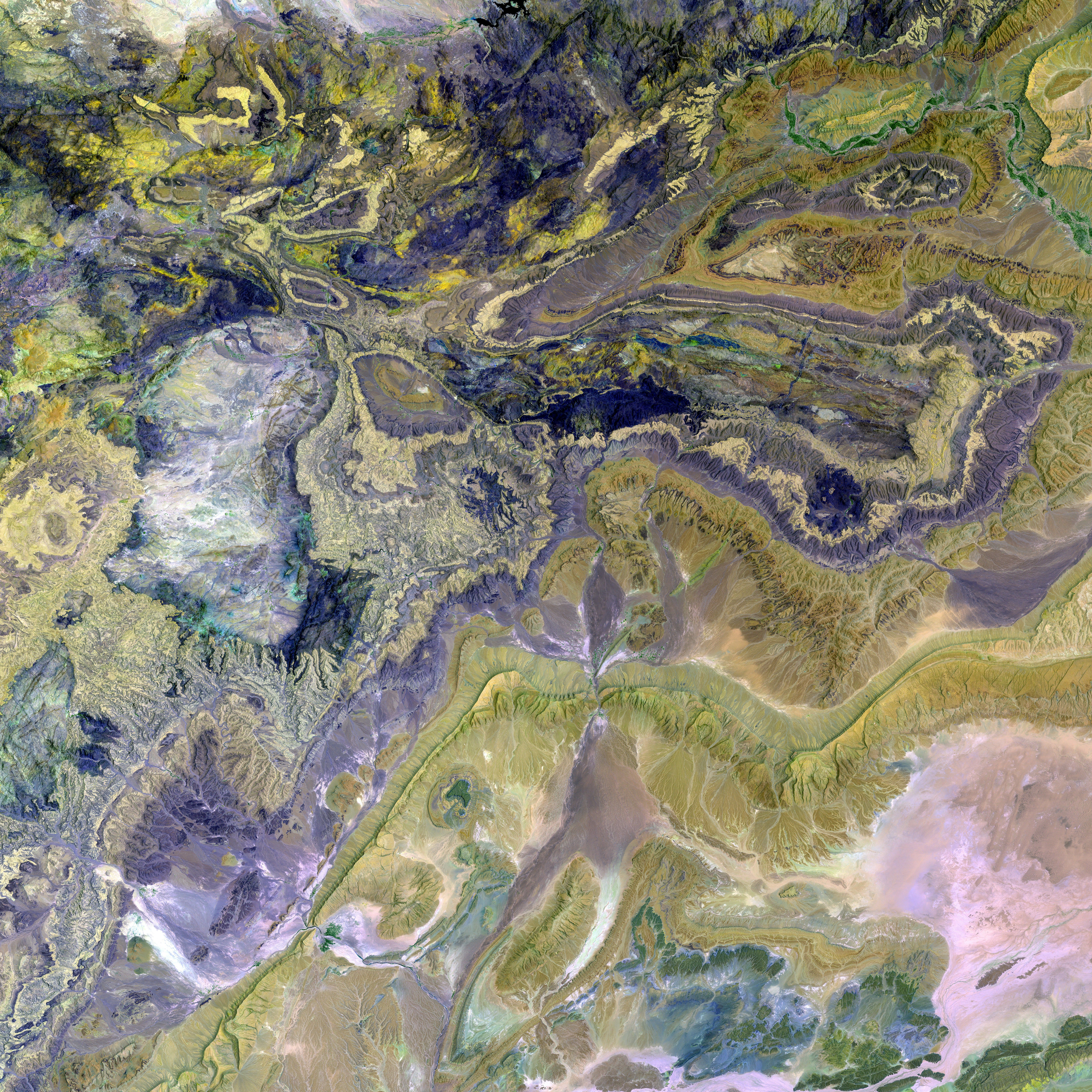 Record-breaking volume: Over 6 million metric tons transported in Q1 2025.