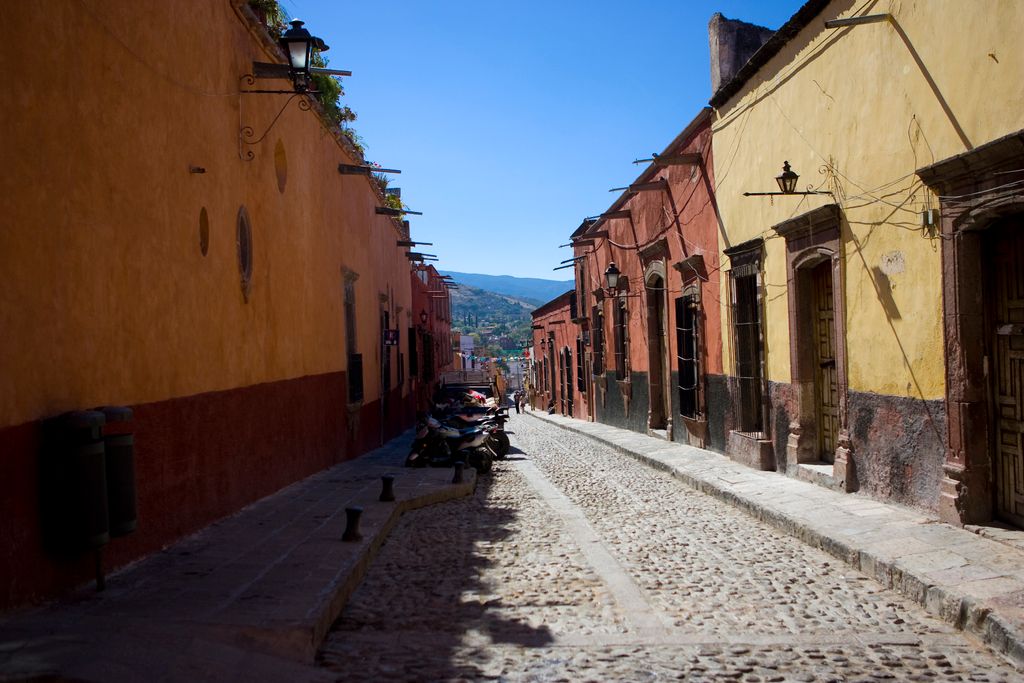 Prisoner granted early release following a 55-hour incarceration confinement